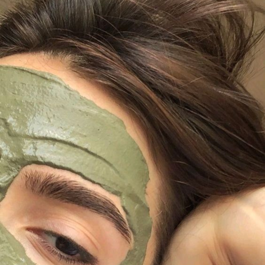 Logo Turismo Viajes Minimalista Simple Blanco y Negro (10)